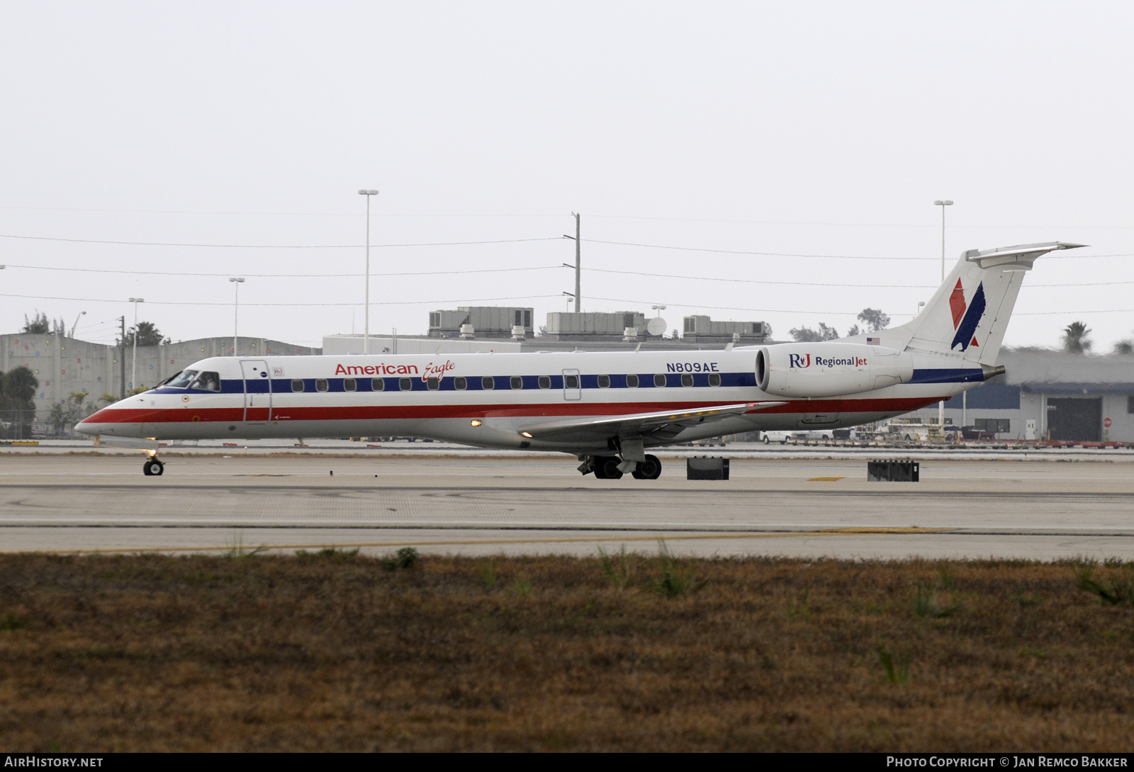 Aircraft Photo of N809AE | Embraer ERJ-140LR (EMB-135KL) | American Eagle | AirHistory.net #364178