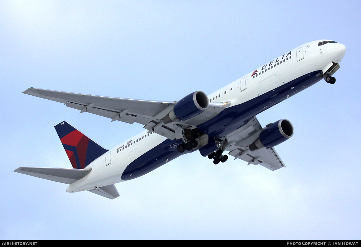 Aircraft Photo of N154DL | Boeing 767-3P6/ER | Delta Air Lines | AirHistory.net #364259