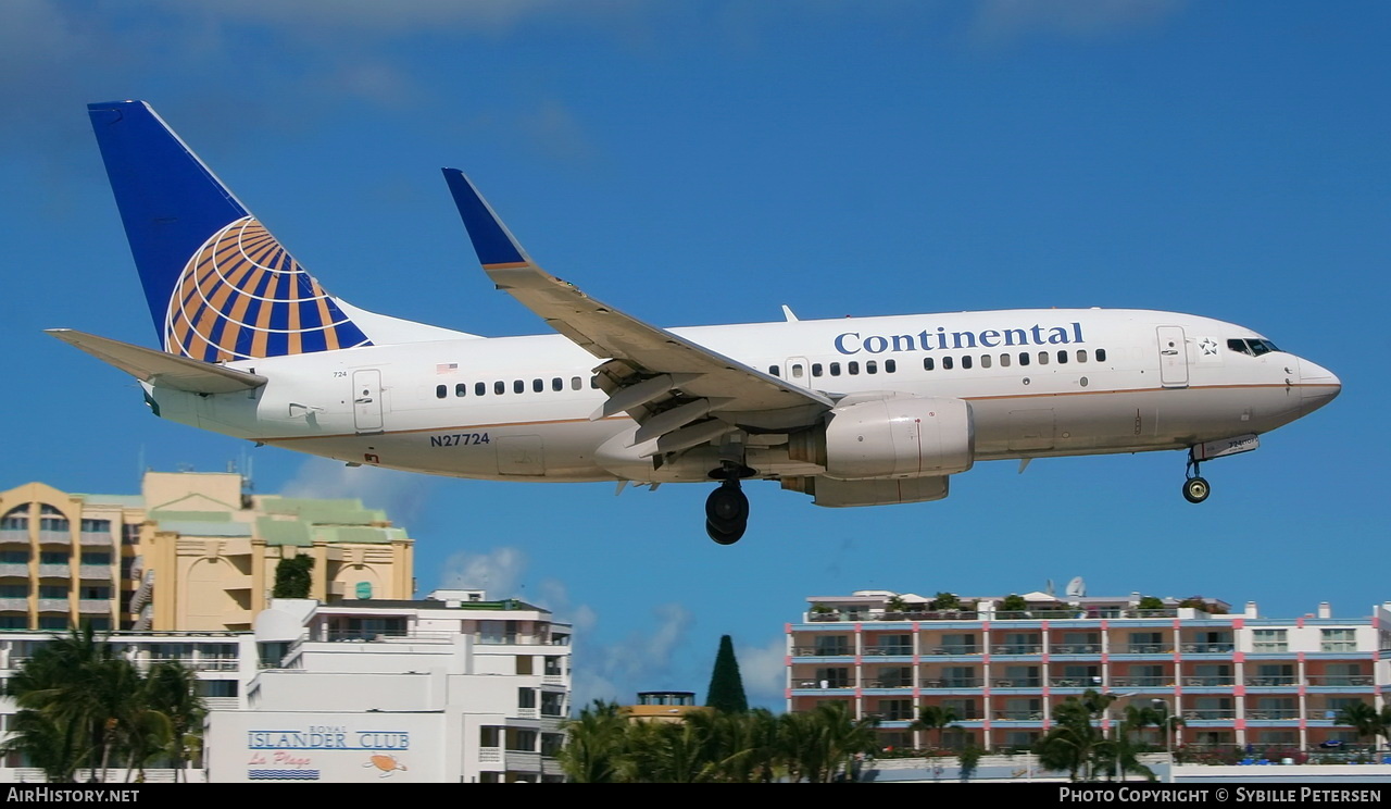 Aircraft Photo of N27724 | Boeing 737-724 | Continental Airlines | AirHistory.net #364278