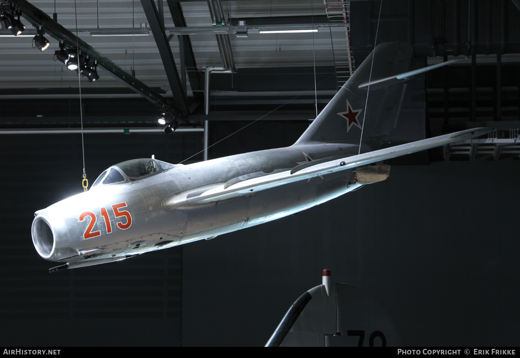 Aircraft Photo of 215 | PZL-Mielec Lim-2 (MiG-15bis) | Soviet Union - Air Force | AirHistory.net #364383