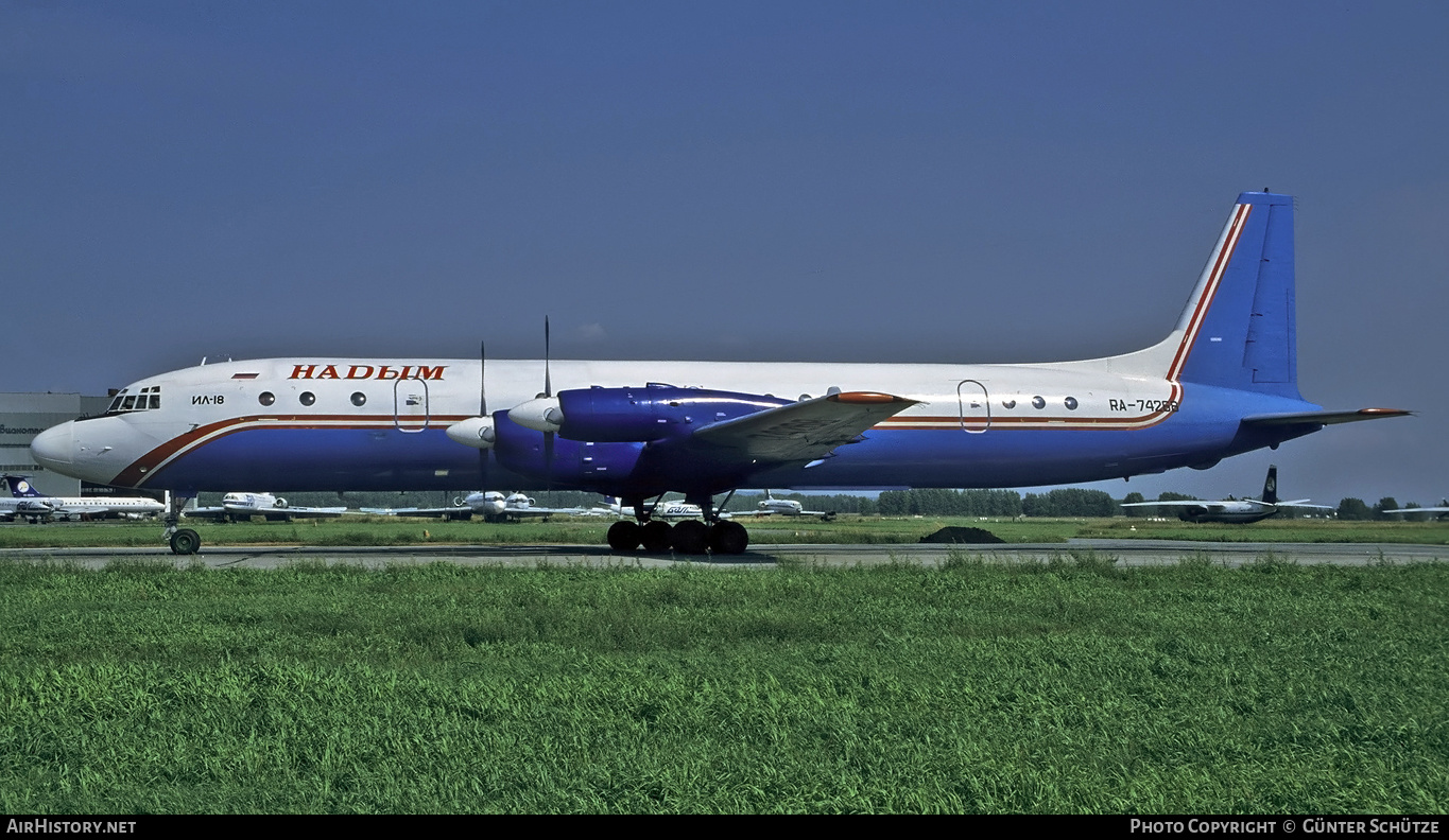 Aircraft Photo of RA-74268 | Ilyushin Il-18D | Nadym Airlines | AirHistory.net #364420