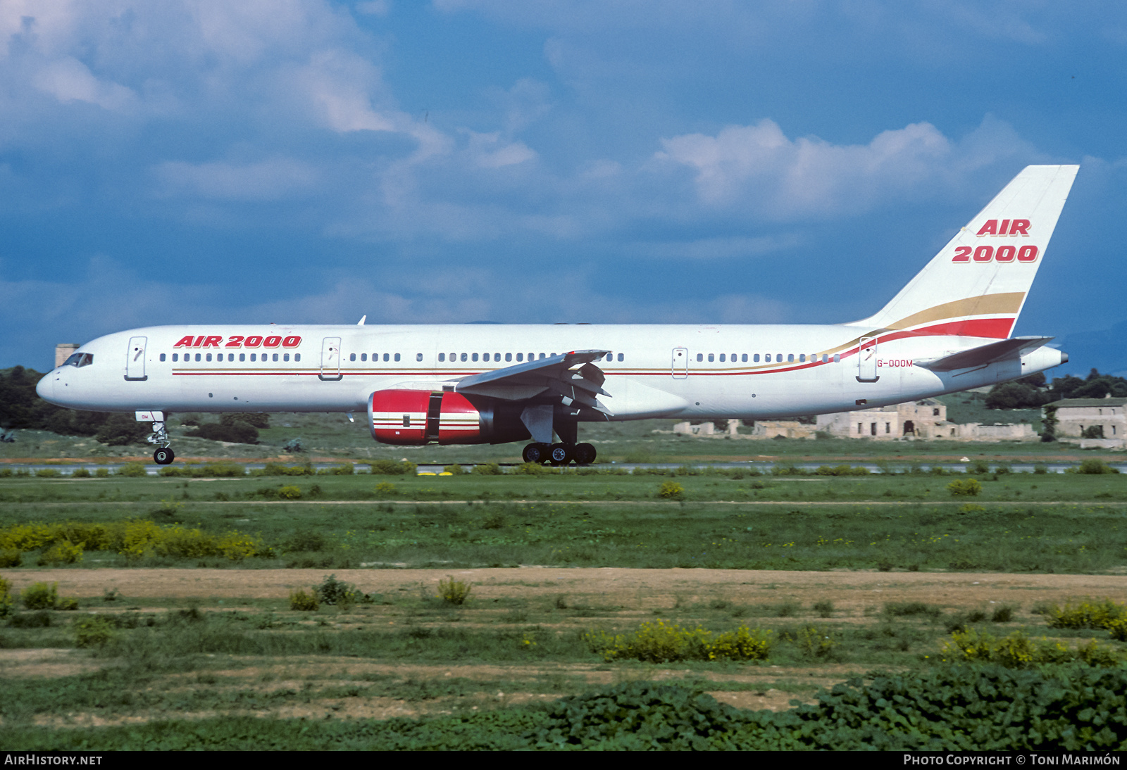 Aircraft Photo of G-OOOM | Boeing 757-225 | Air 2000 | AirHistory.net #364591