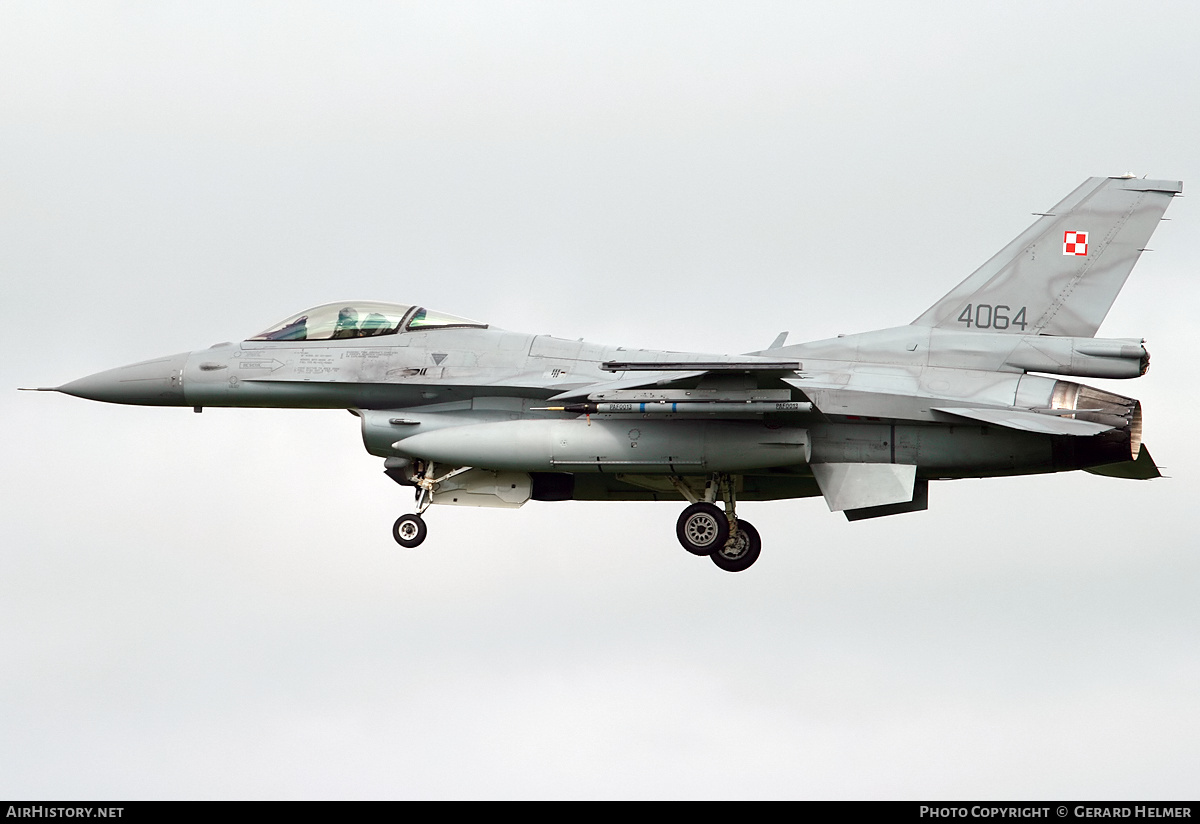 Aircraft Photo of 4064 | Lockheed Martin F-16C Fighting Falcon | Poland - Air Force | AirHistory.net #364740