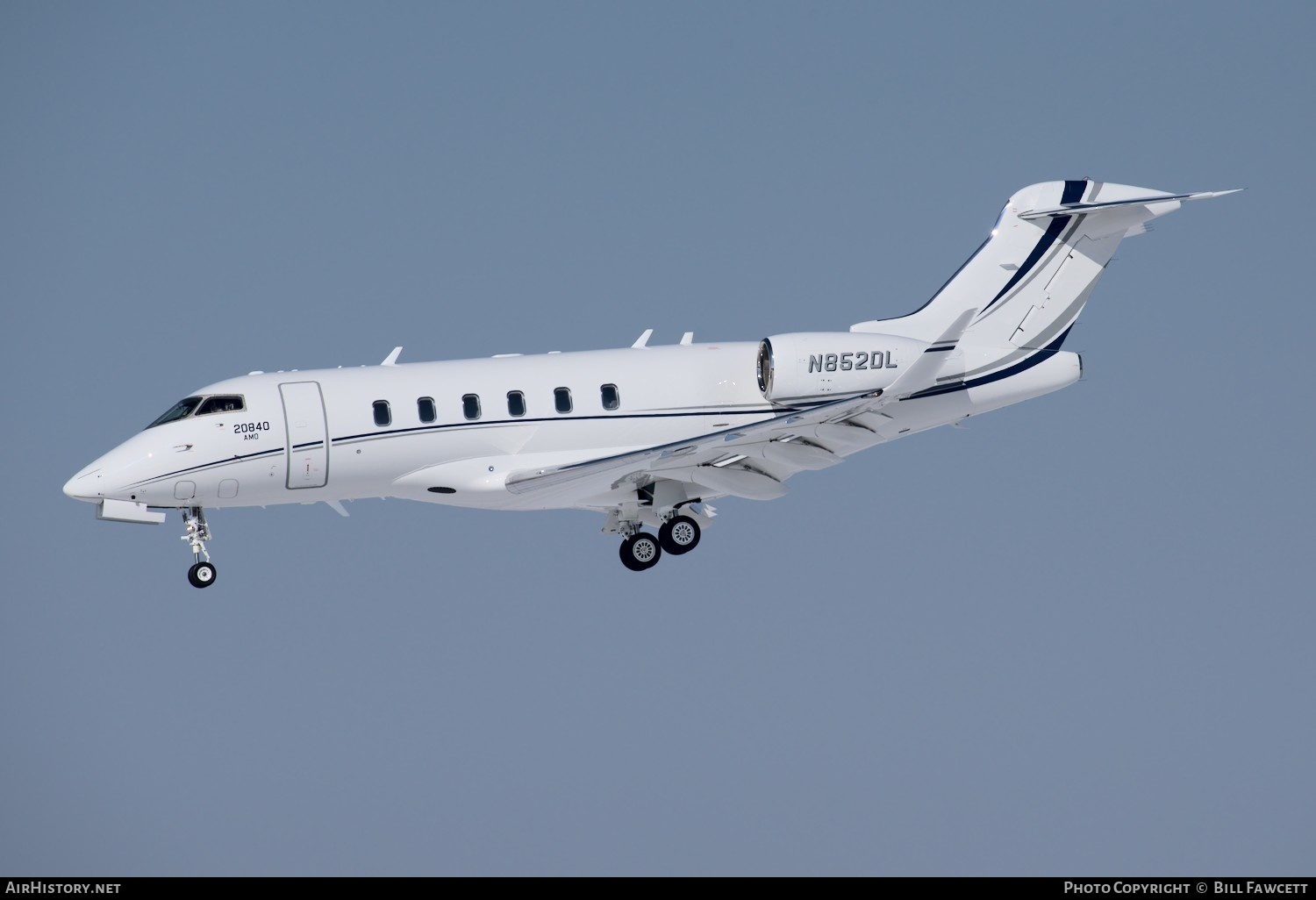 Aircraft Photo of N852DL | Bombardier Challenger 350 (BD-100-1A10) | AirHistory.net #364758