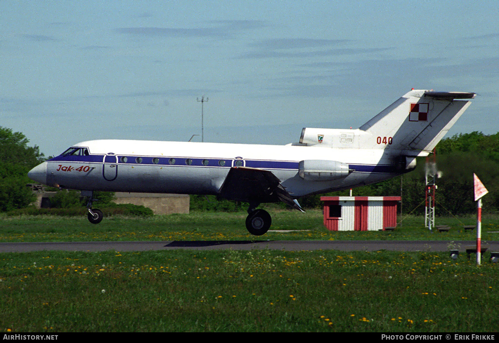 Aircraft Photo of 040 | Yakovlev Yak-40 | Poland - Air Force | AirHistory.net #364848