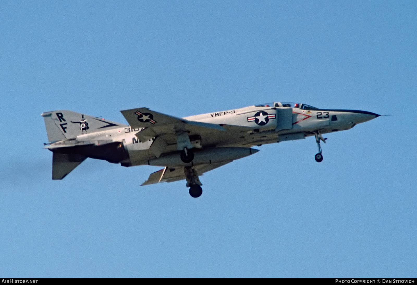 Aircraft Photo of 153107 / 3107 | McDonnell Douglas RF-4B Phantom II | USA - Marines | AirHistory.net #364852