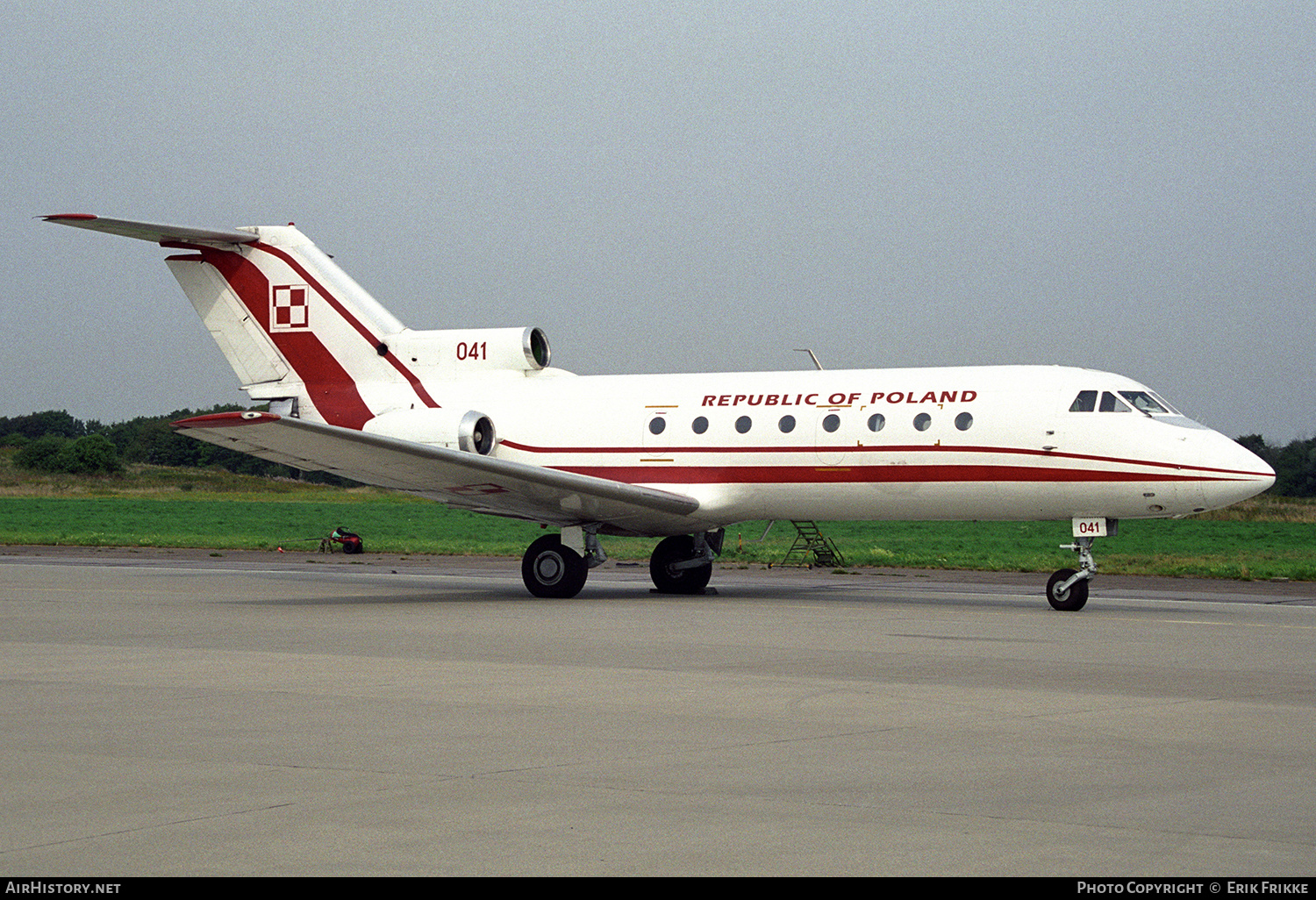 Aircraft Photo of 041 | Yakovlev Yak-40 | Poland - Air Force | AirHistory.net #364854