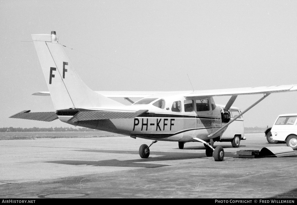 Aircraft Photo of PH-KFF | Cessna P206 Super Skylane | Flashband Flight | AirHistory.net #364926