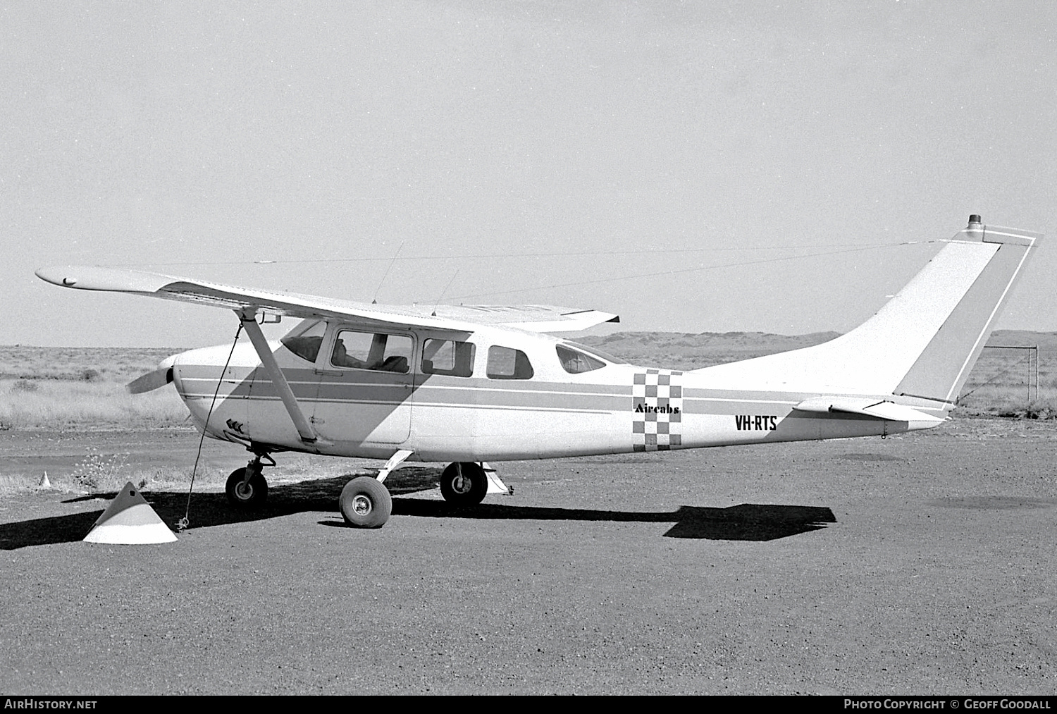 Aircraft Photo of VH-RTS | Cessna U206 Super Skywagon | Aircabs | AirHistory.net #364952