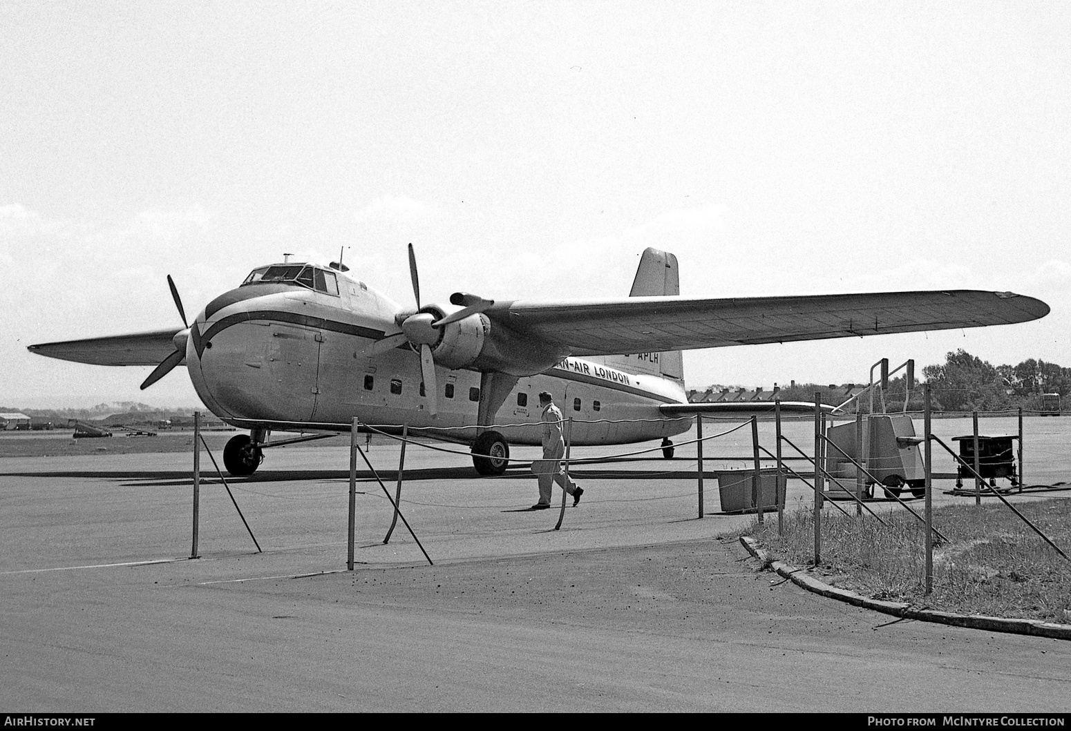 Aircraft Photo of G-APLH | Bristol 170 Freighter Mk31 | Dan-Air London | AirHistory.net #365042