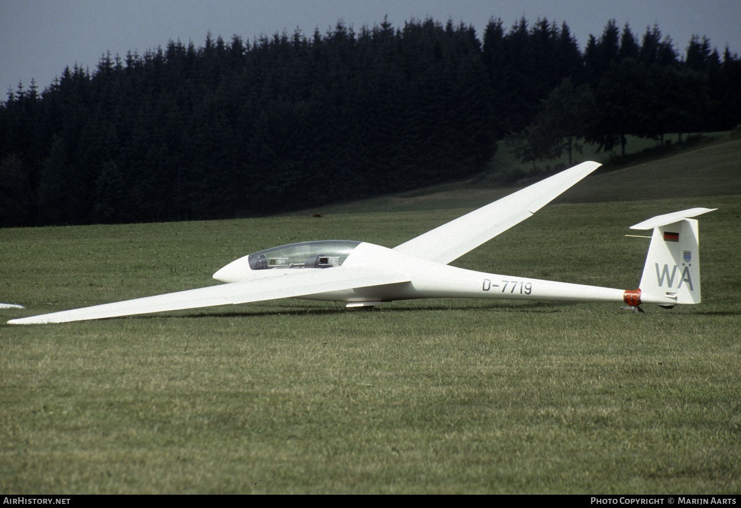 Aircraft Photo of D-7719 | Schempp-Hirth HS-6 Janus C | AirHistory.net #365126