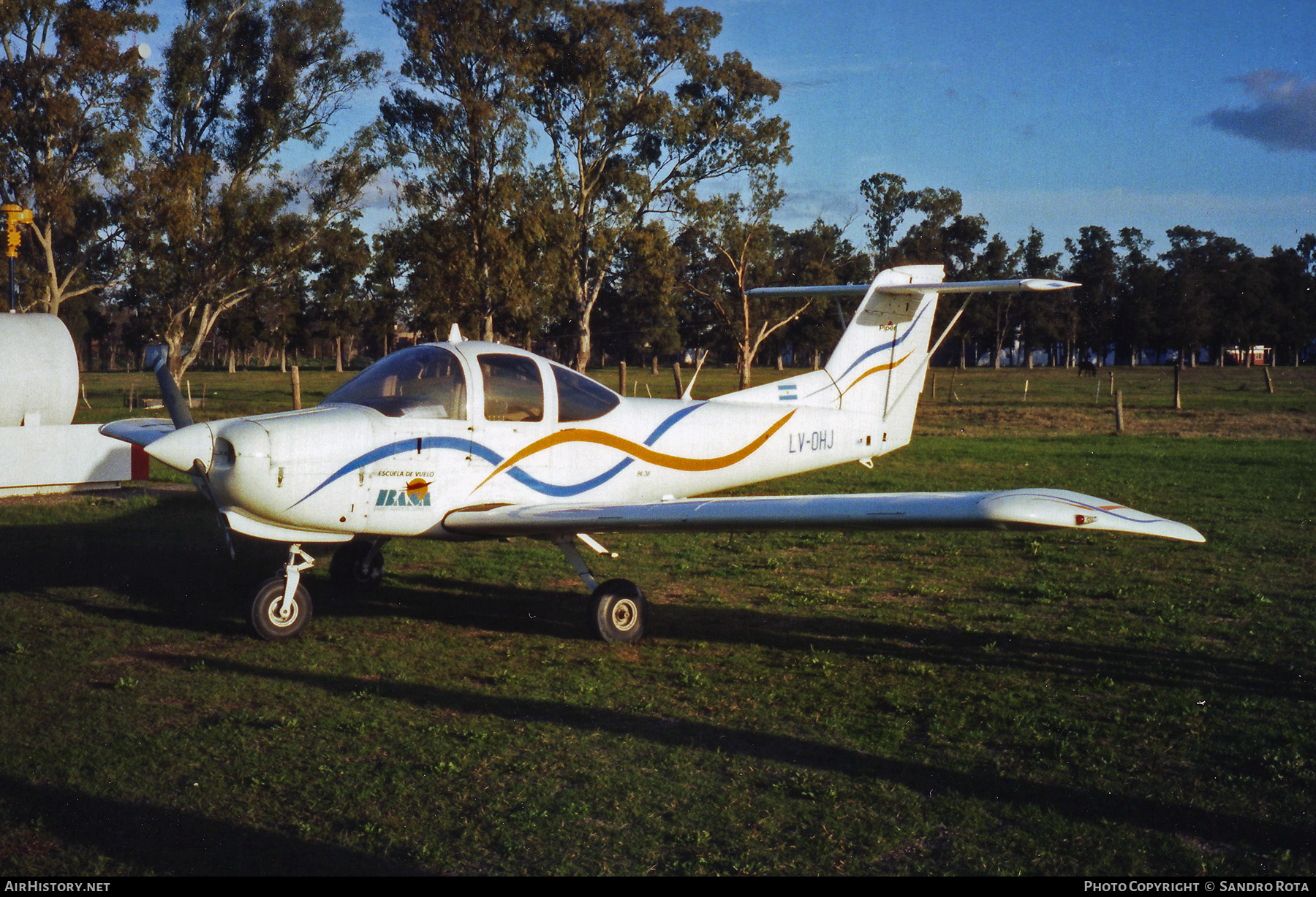 Aircraft Photo of LV-OHJ | Piper PA-38-112 Tomahawk | AirHistory.net #365249