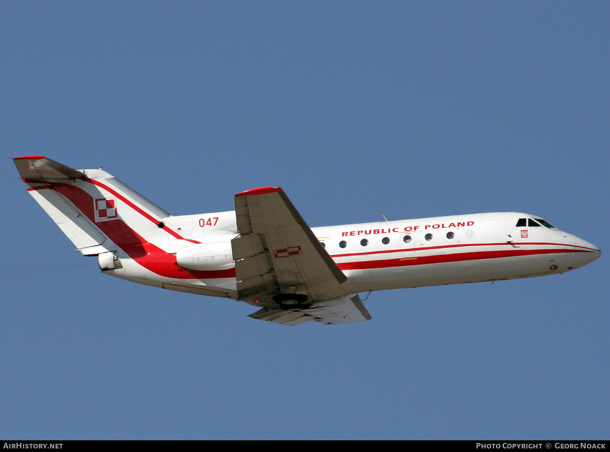 Aircraft Photo of 047 | Yakovlev Yak-40 | Poland - Air Force | AirHistory.net #365251