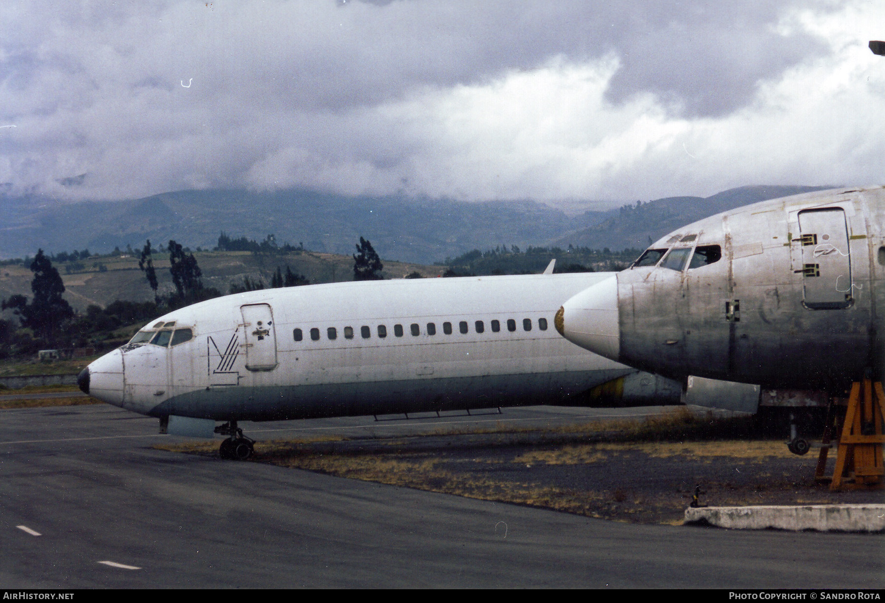 Aircraft Photo of D2-FAS | Boeing 727-227 | Air Nacoia | AirHistory.net #365285
