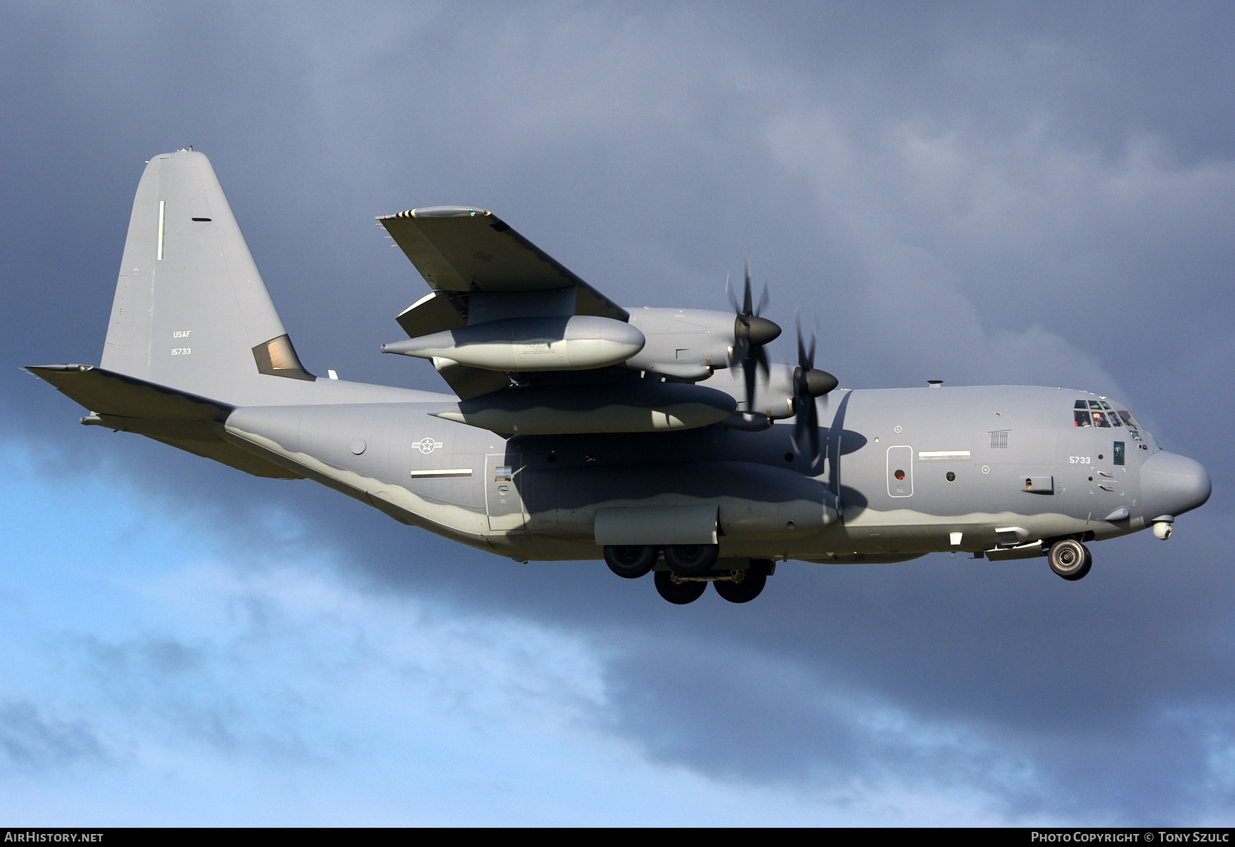 Aircraft Photo of 11-5733 / 15733 | Lockheed Martin MC-130J Hercules (L-382) | USA - Air Force | AirHistory.net #365388