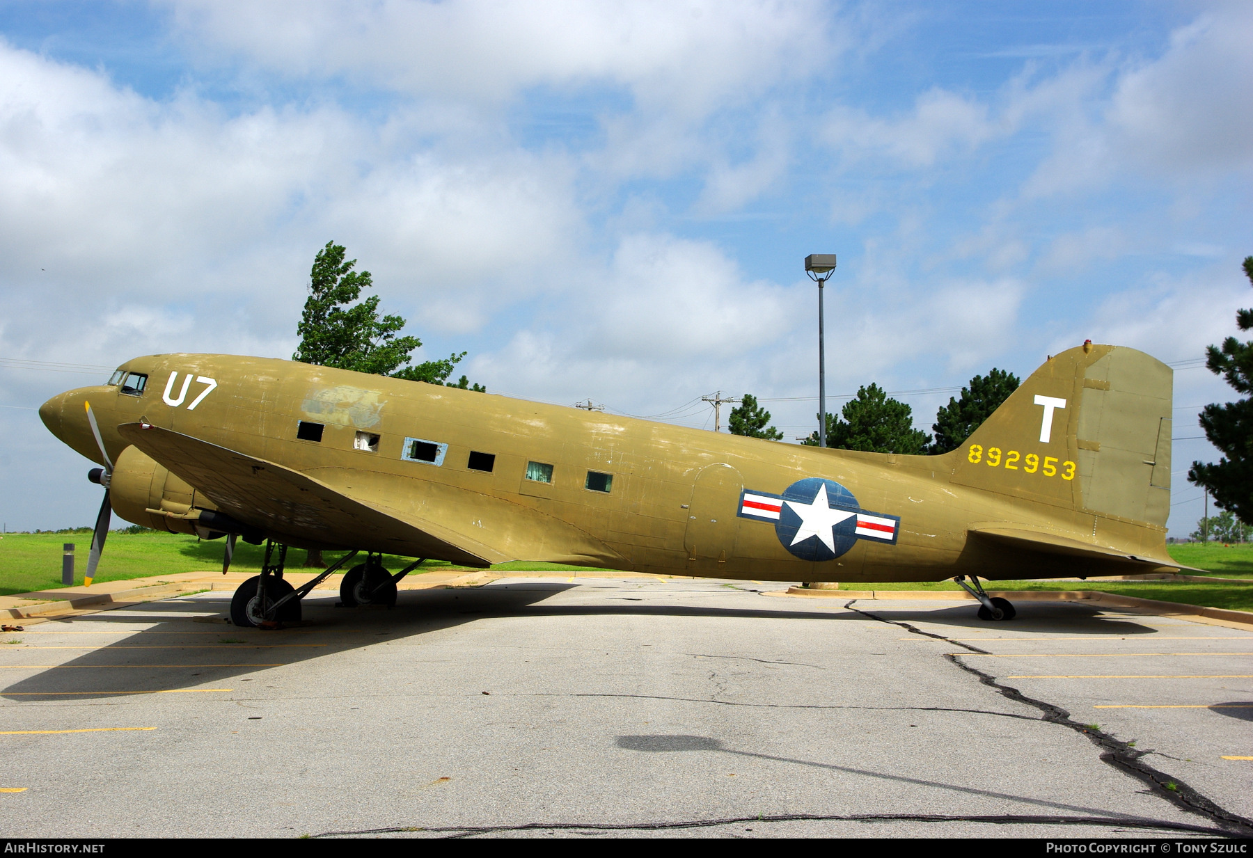 Aircraft Photo of 892953 | Douglas C-47A Skytrain | USA - Air Force | AirHistory.net #365414