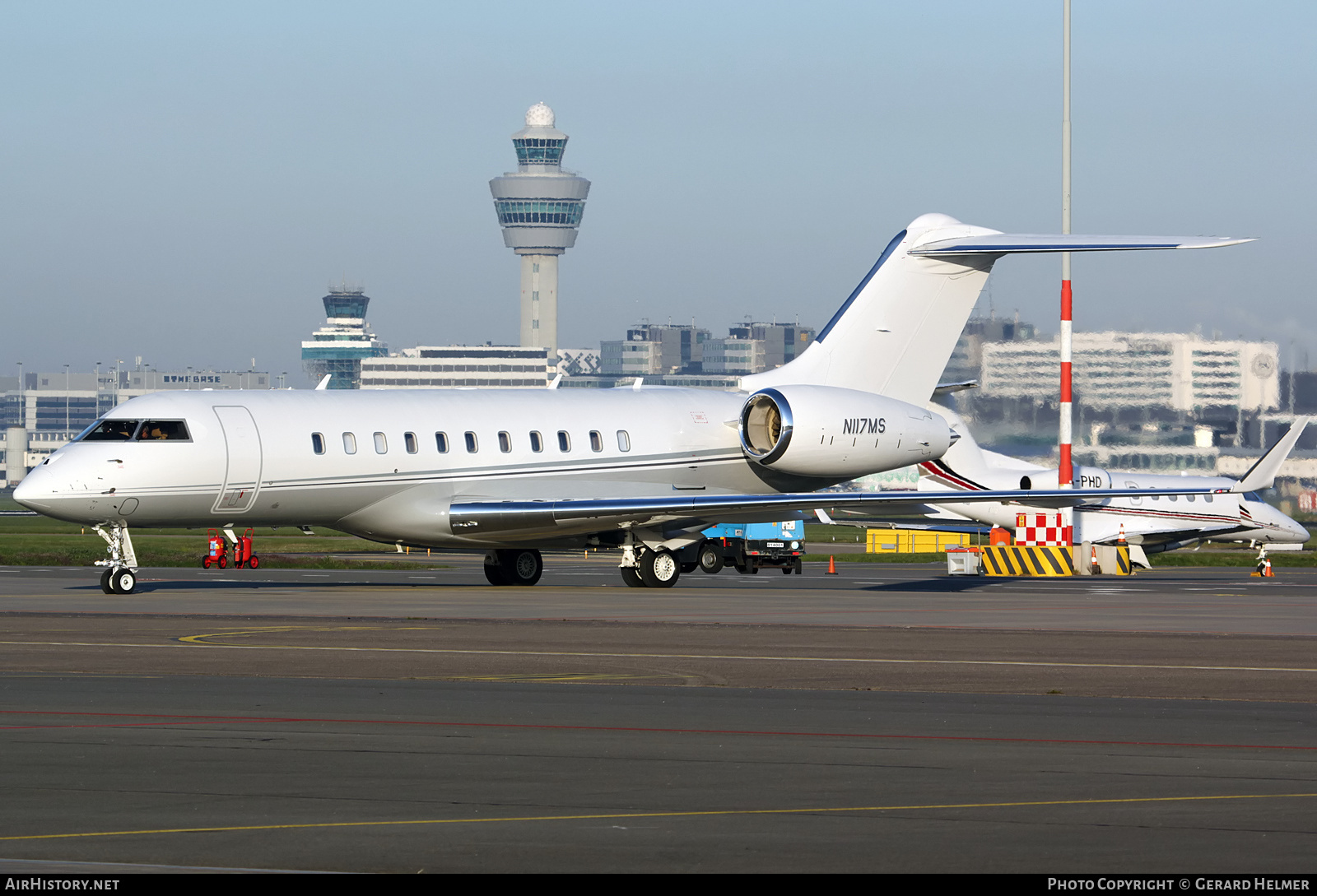 Aircraft Photo of N117MS | Bombardier Global 5000 (BD-700-1A11) | AirHistory.net #365473