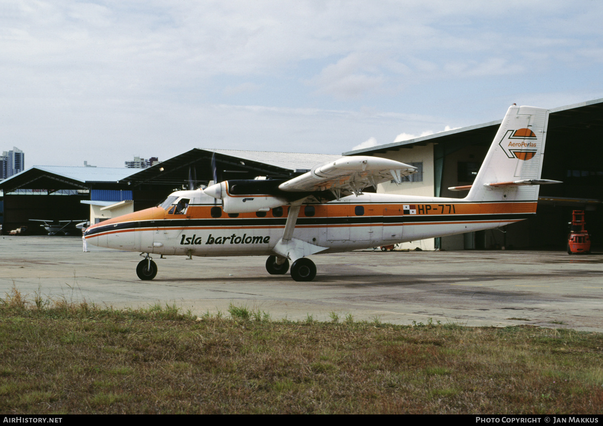 Aircraft Photo of HP-771 | De Havilland Canada DHC-6-300 Twin Otter | Aeroperlas - Aerolíneas Islas de Las Perlas | AirHistory.net #365521