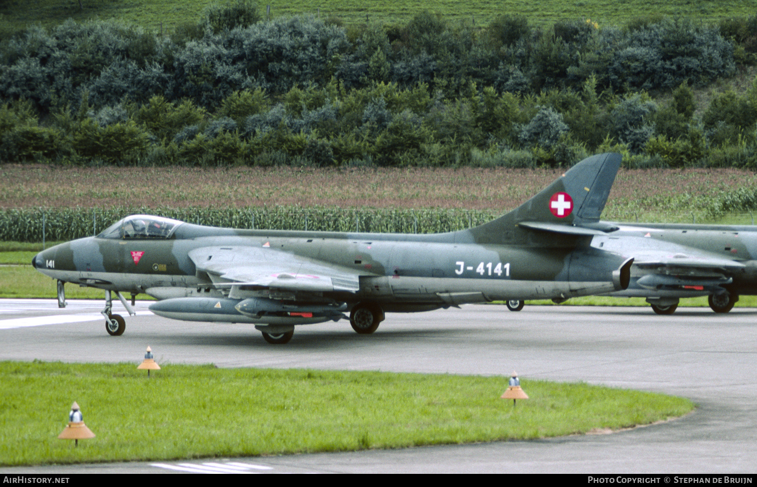Aircraft Photo of J-4141 | Hawker Hunter F58A | Switzerland - Air Force | AirHistory.net #365533