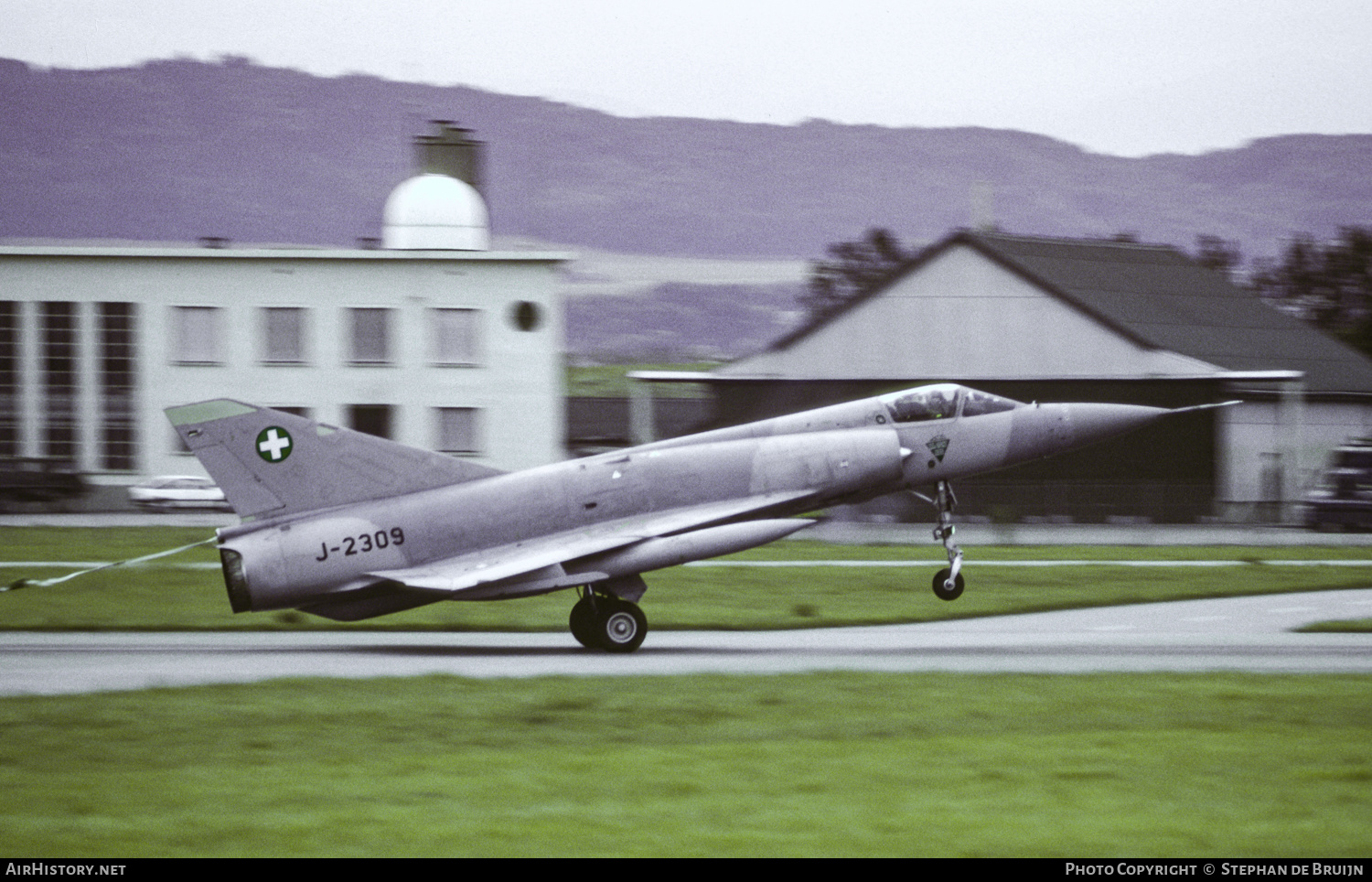Aircraft Photo of J-2309 | Dassault Mirage IIIS | Switzerland - Air Force | AirHistory.net #365588