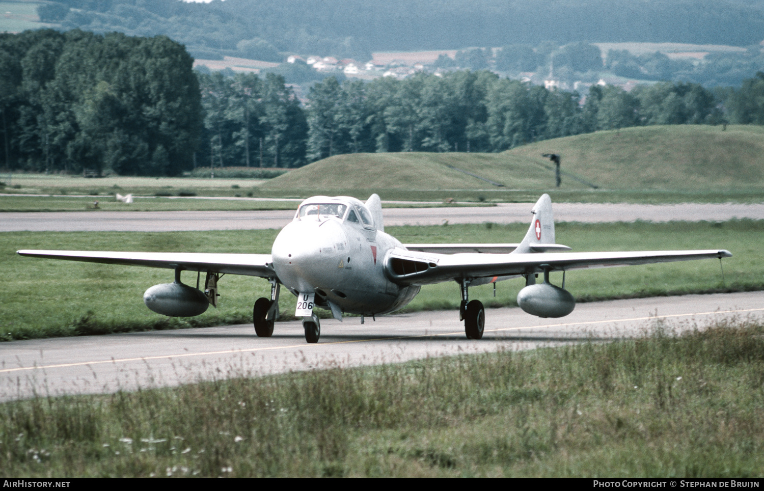 Aircraft Photo of U-1206 | De Havilland D.H. 115 Vampire T55 | Switzerland - Air Force | AirHistory.net #365613