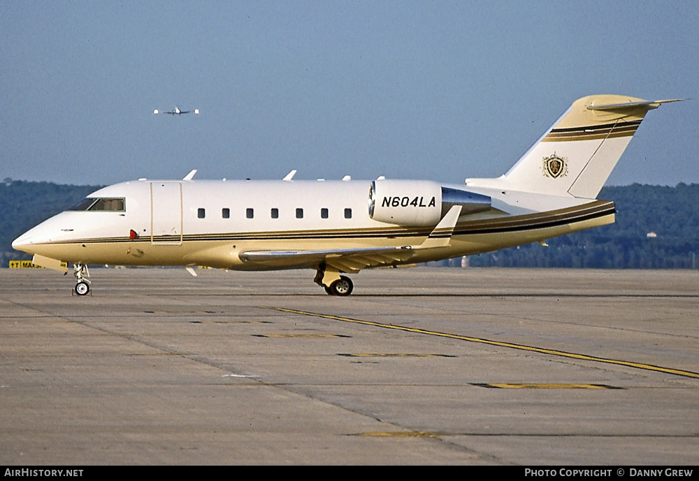 Aircraft Photo of N604LA | Bombardier Challenger 604 (CL-600-2B16) | AirHistory.net #365640