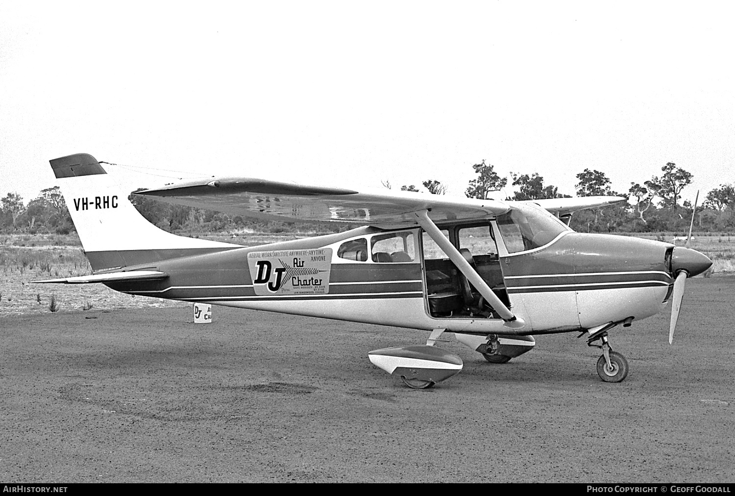 Aircraft Photo of VH-RHC | Cessna 182D Skylane | DJ Air Charter | AirHistory.net #365671