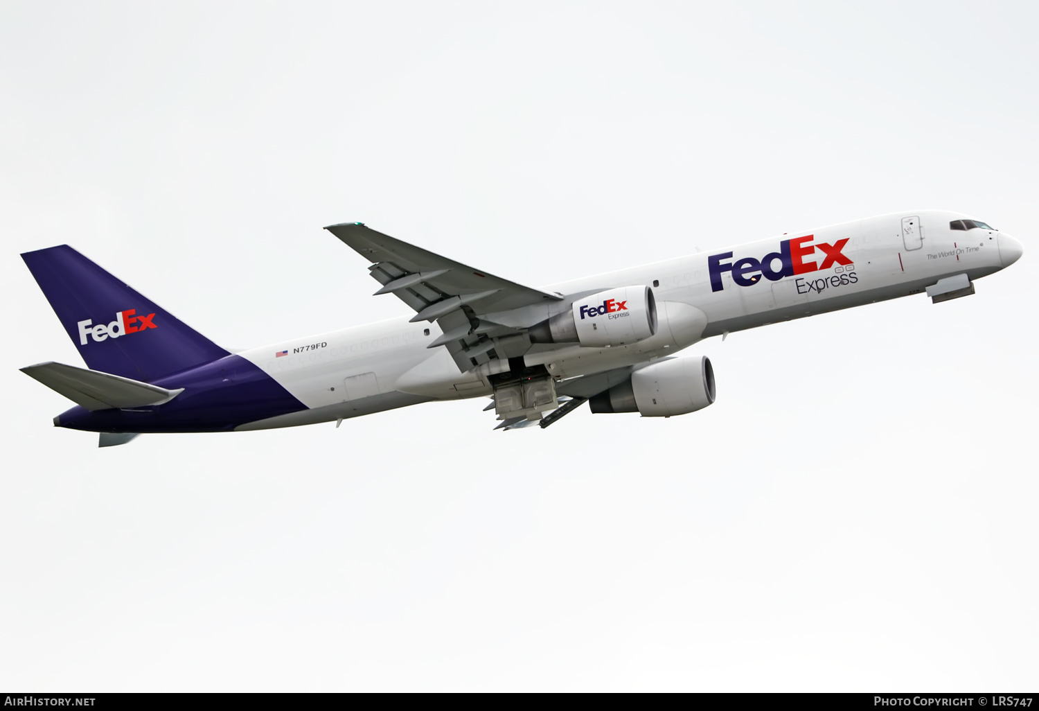 Aircraft Photo of N779FD | Boeing 757-222(SF) | FedEx Express | AirHistory.net #365751