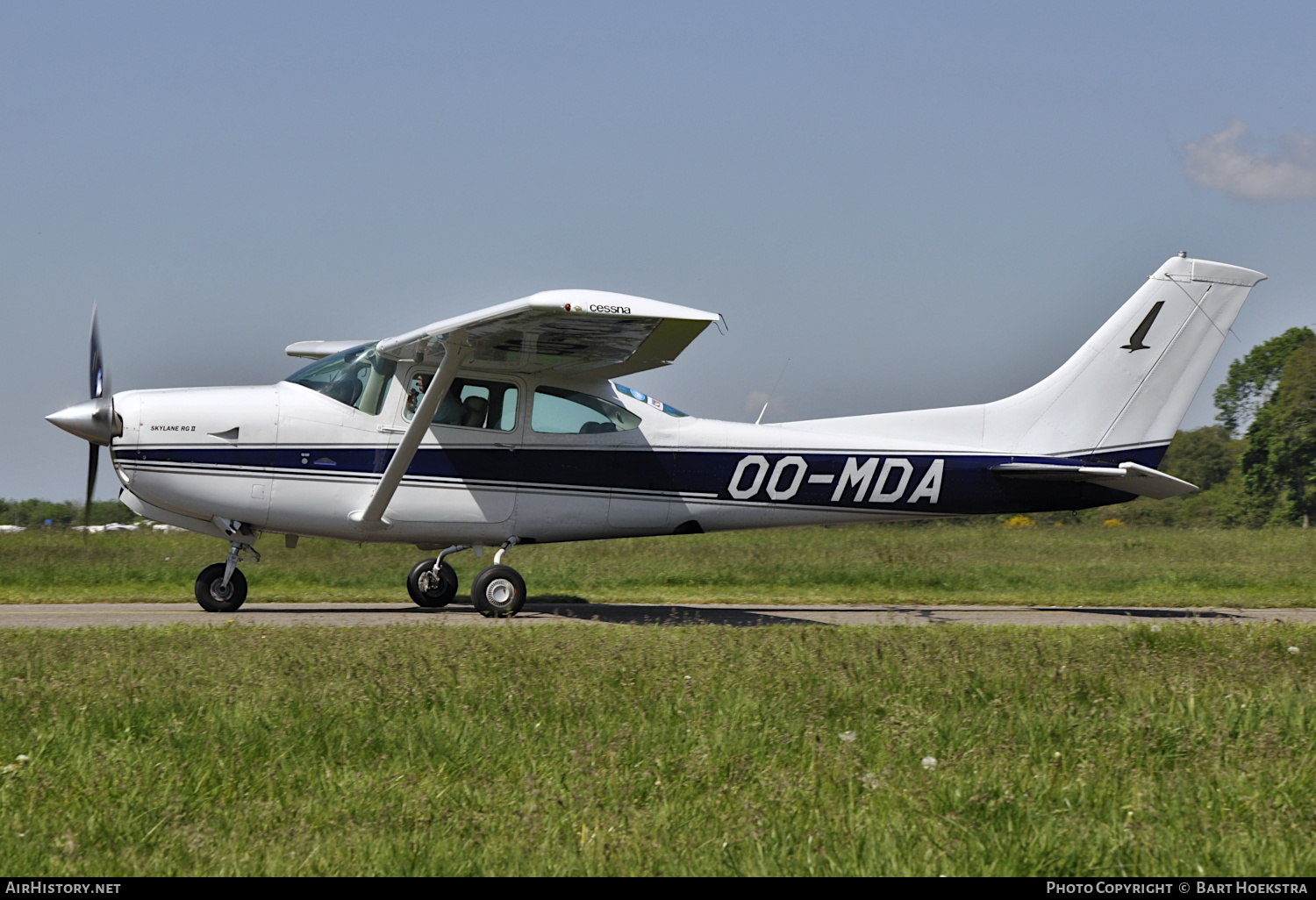 Aircraft Photo of OO-MDA | Cessna R182 Skylane RG | AirHistory.net #365857