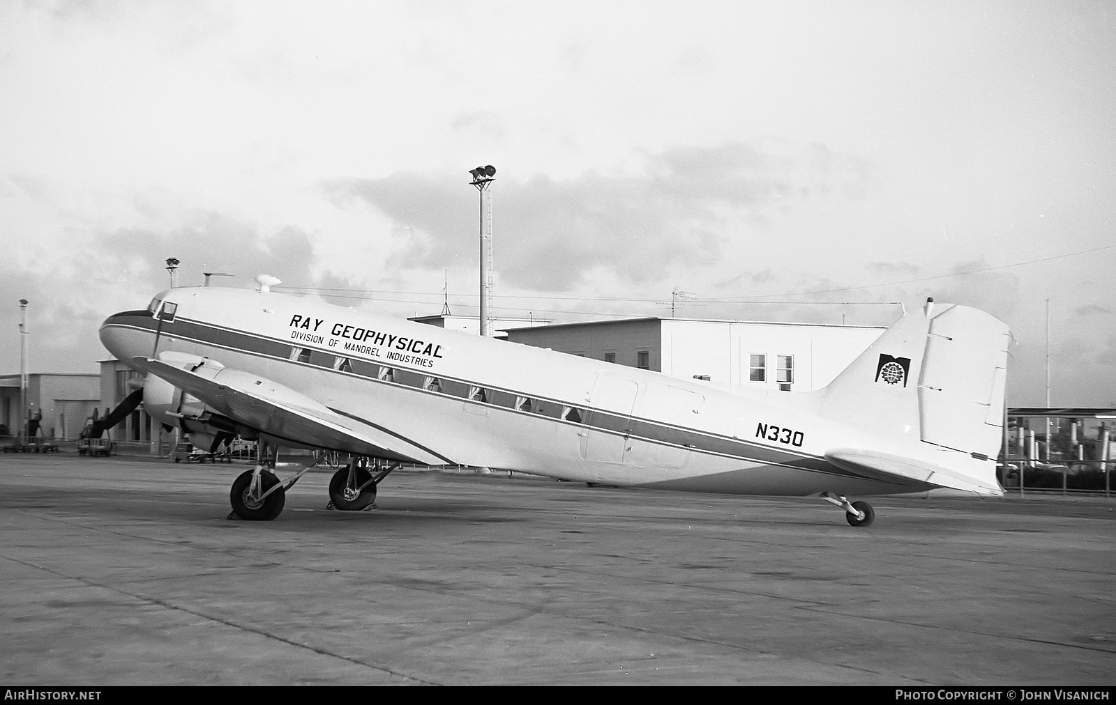 Aircraft Photo of N330 | Douglas C-47 Skytrain | Ray Geophysical | AirHistory.net #365896