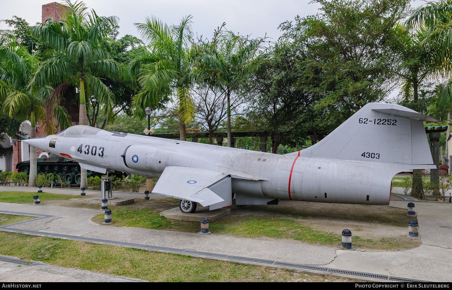 Aircraft Photo of 4303 / 62-12252 | Lockheed F-104J Starfighter | Taiwan - Air Force | AirHistory.net #365898