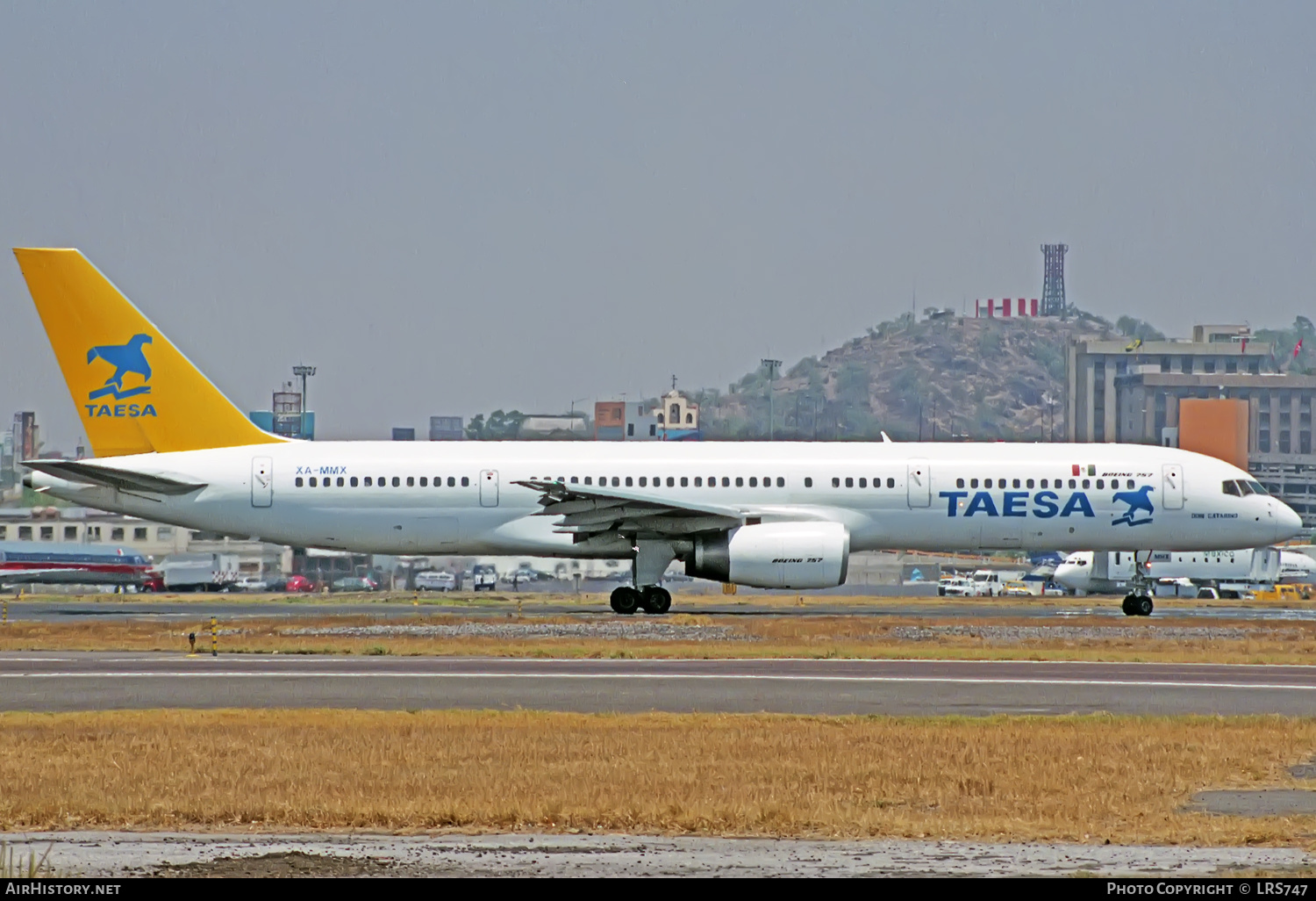 Aircraft Photo of XA-MMX | Boeing 757-236 | TAESA - Transportes Aéreos Ejecutivos | AirHistory.net #365916