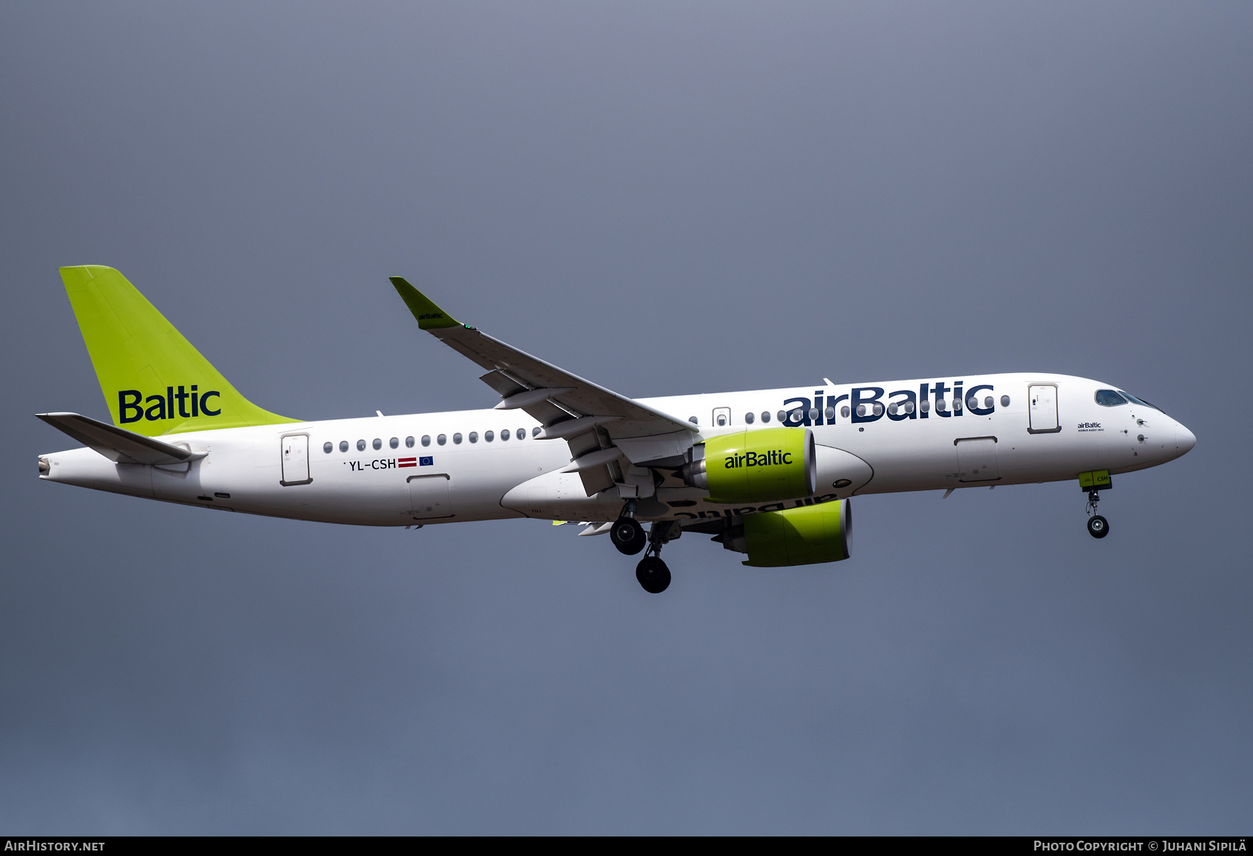 Aircraft Photo of YL-CSH | Bombardier CSeries CS300 (BD-500-1A11) | AirBaltic | AirHistory.net #366005