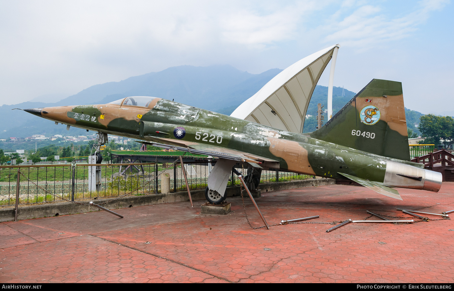 Aircraft Photo of 5220 / 60490 | Northrop F-5E Tiger II | Taiwan - Air Force | AirHistory.net #366017