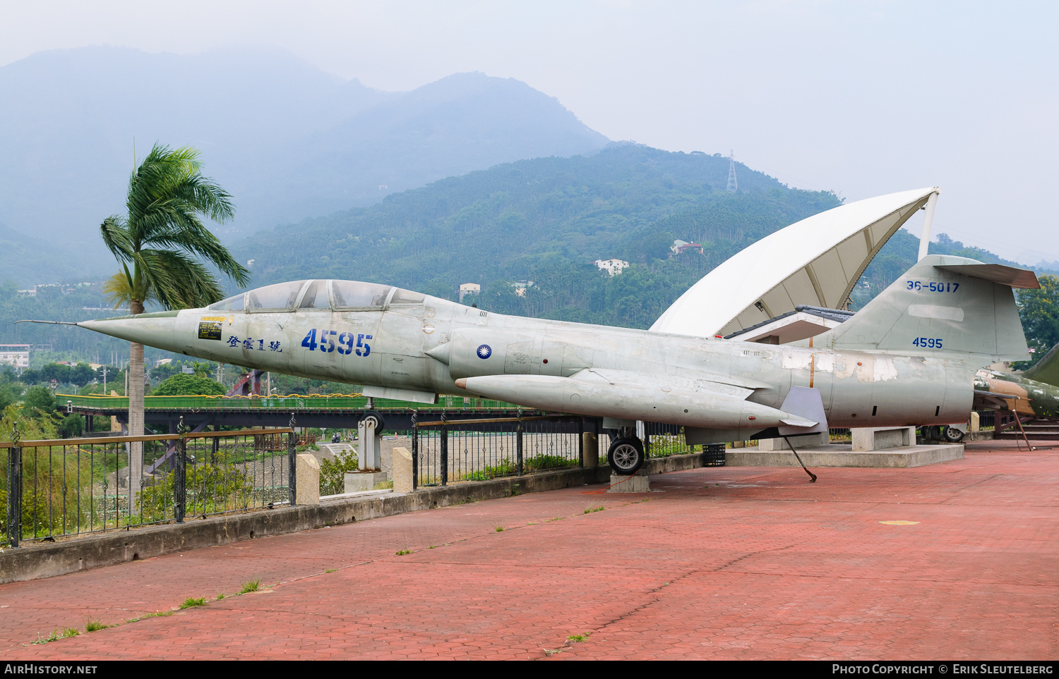 Aircraft Photo of 4595 / 36-5017 | Lockheed F-104DJ Starfighter | Taiwan - Air Force | AirHistory.net #366018