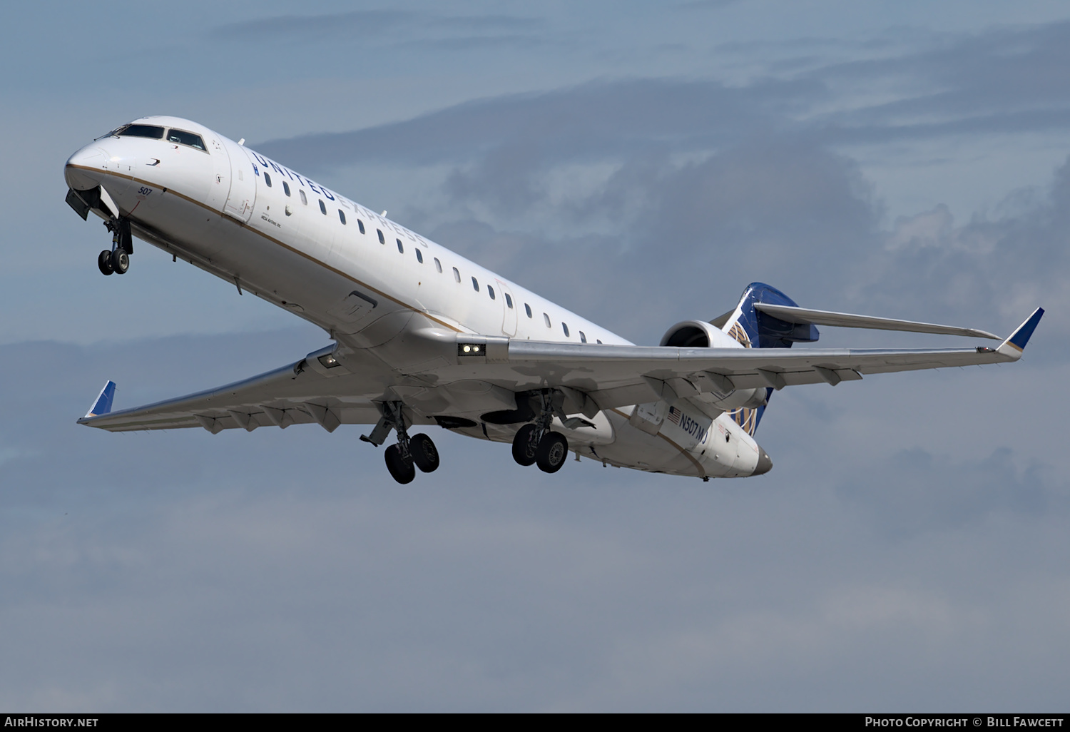 Aircraft Photo of N507MJ | Bombardier CRJ-550 (CL-600-2C11) | United Express | AirHistory.net #366043