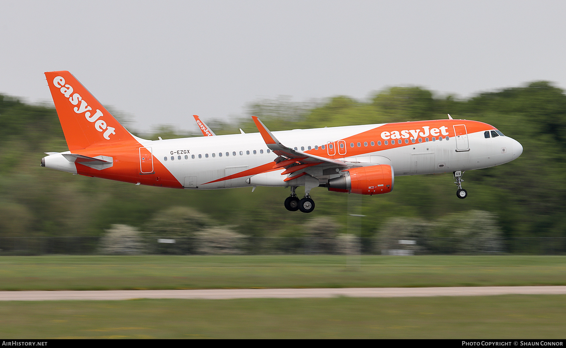 Aircraft Photo of G-EZGX | Airbus A320-214 | EasyJet | AirHistory.net #366077