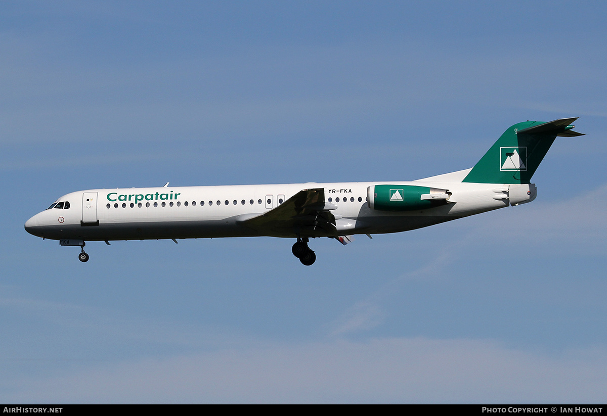 Aircraft Photo of YR-FKA | Fokker 100 (F28-0100) | Carpatair | AirHistory.net #366085