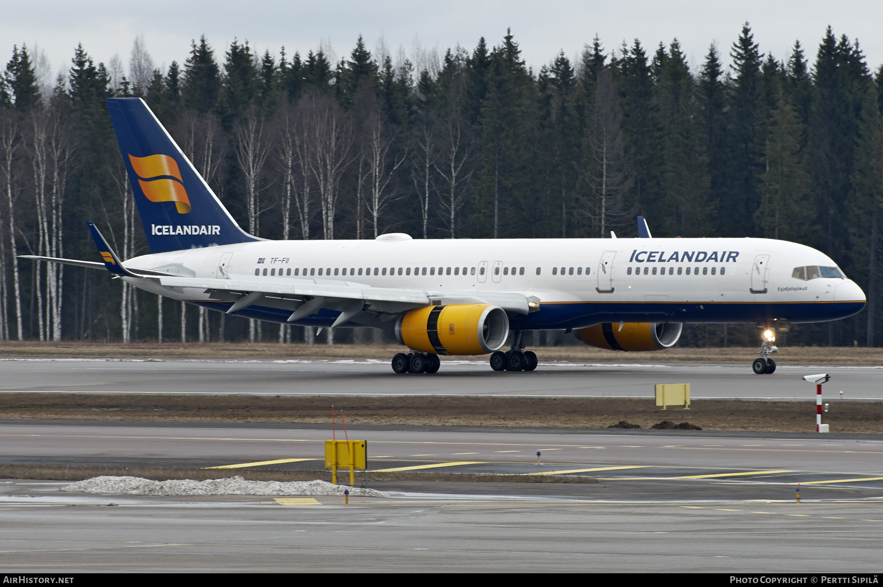 Aircraft Photo of TF-FII | Boeing 757-208 | Icelandair | AirHistory.net #366094