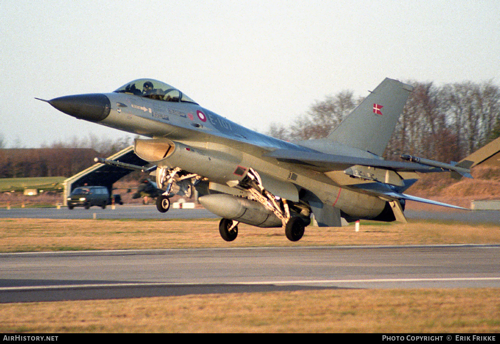Aircraft Photo of E-107 | General Dynamics F-16A Fighting Falcon | Denmark - Air Force | AirHistory.net #366194