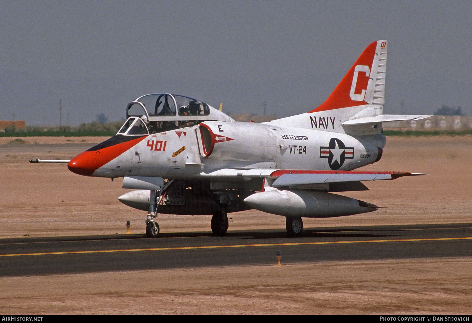 Aircraft Photo of 156894 | Douglas TA-4J Skyhawk | USA - Navy | AirHistory.net #366197