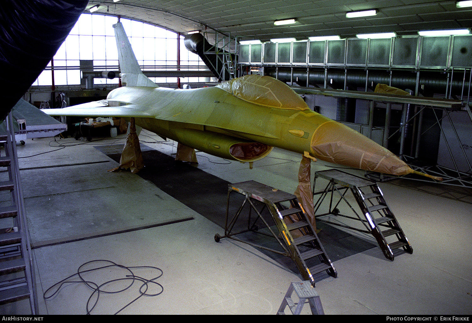 Aircraft Photo of E-174 | General Dynamics F-16A Fighting Falcon | Denmark - Air Force | AirHistory.net #366212