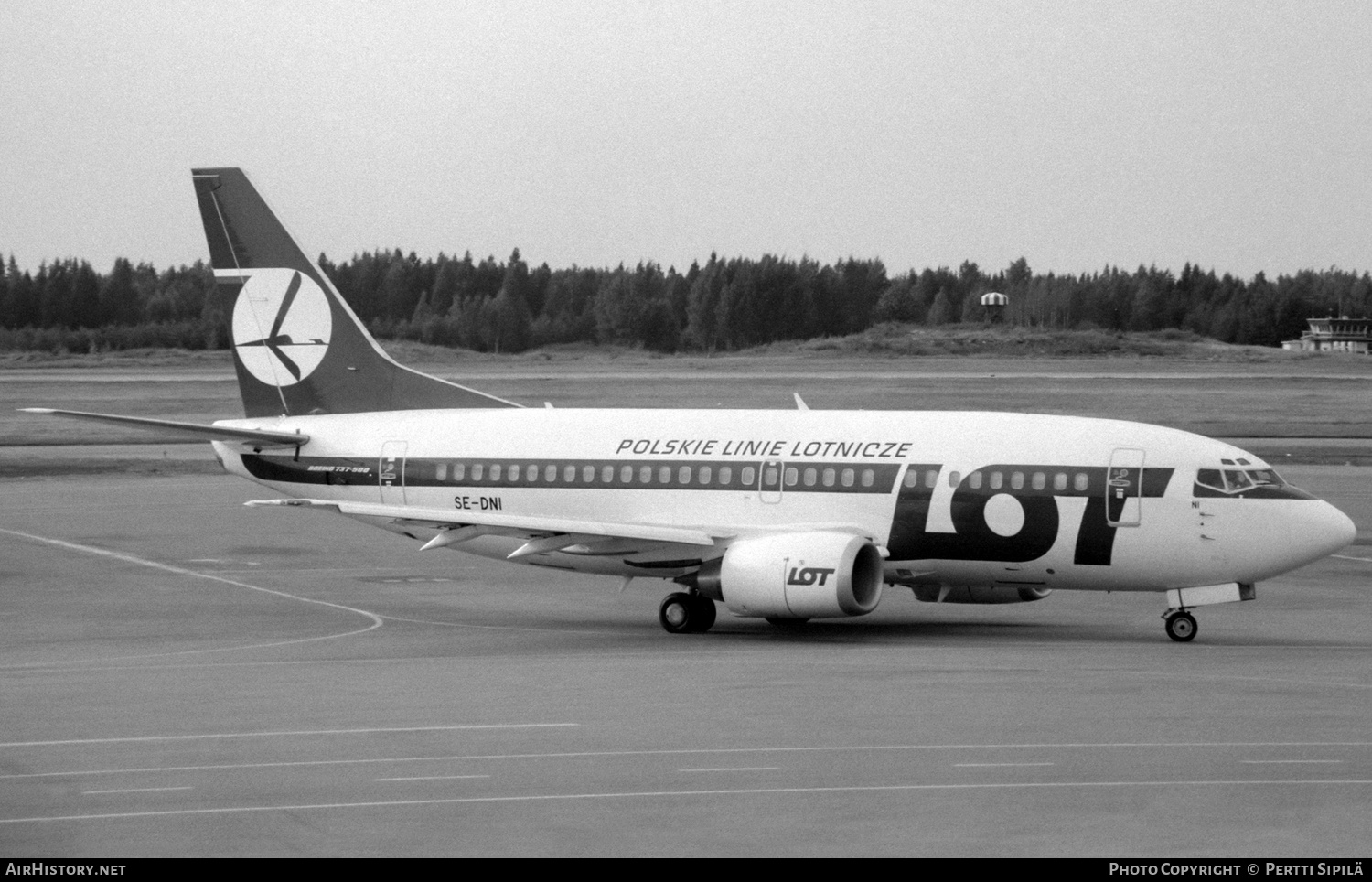 Aircraft Photo of SE-DNI | Boeing 737-59D | LOT Polish Airlines - Polskie Linie Lotnicze | AirHistory.net #366233