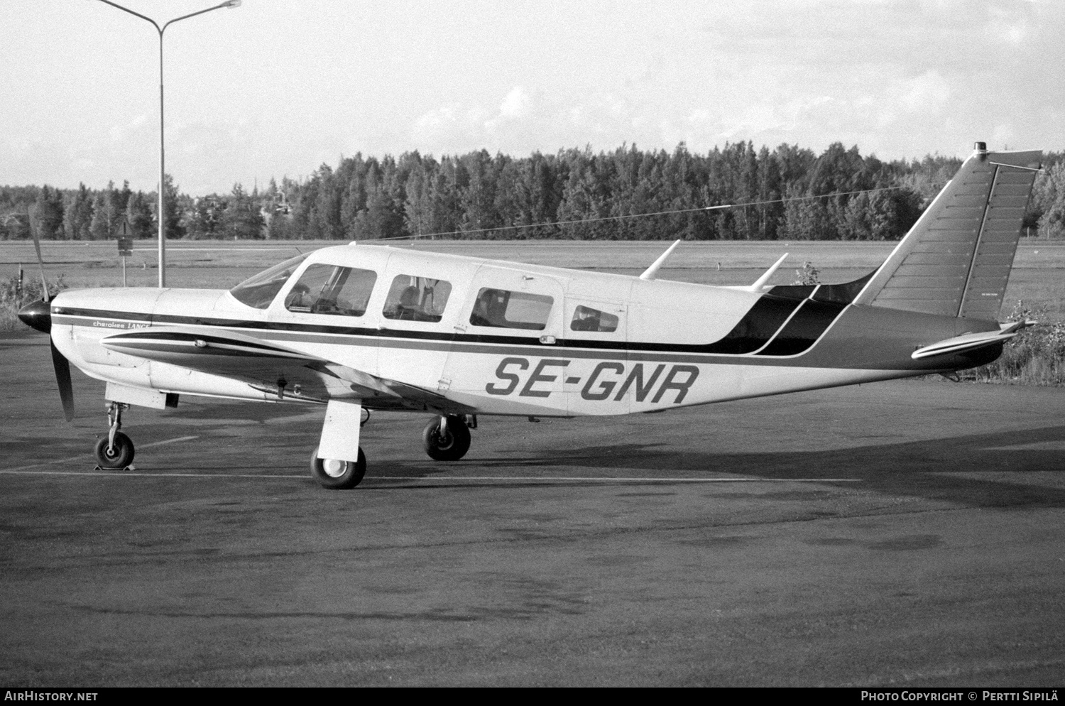 Aircraft Photo of SE-GNR | Piper PA-32R-300 Cherokee Lance | AirHistory.net #366273