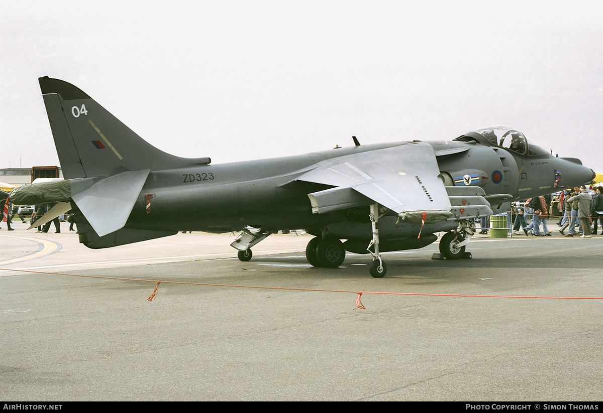 Aircraft Photo of ZD323 | British Aerospace Harrier GR7 | UK - Air Force | AirHistory.net #366334