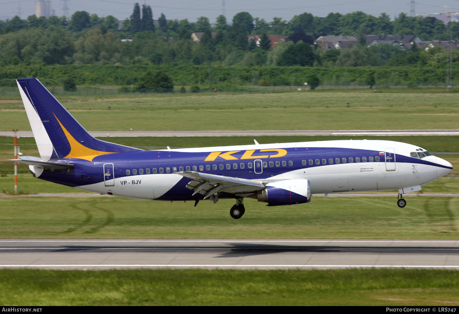 Aircraft Photo of VP-BJV | Boeing 737-3Q8 | KD Avia | AirHistory.net #366355