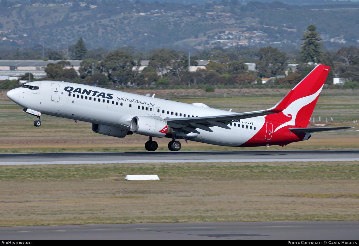 Aircraft Photo of VH-VXT | Boeing 737-838 | Qantas | AirHistory.net #366394