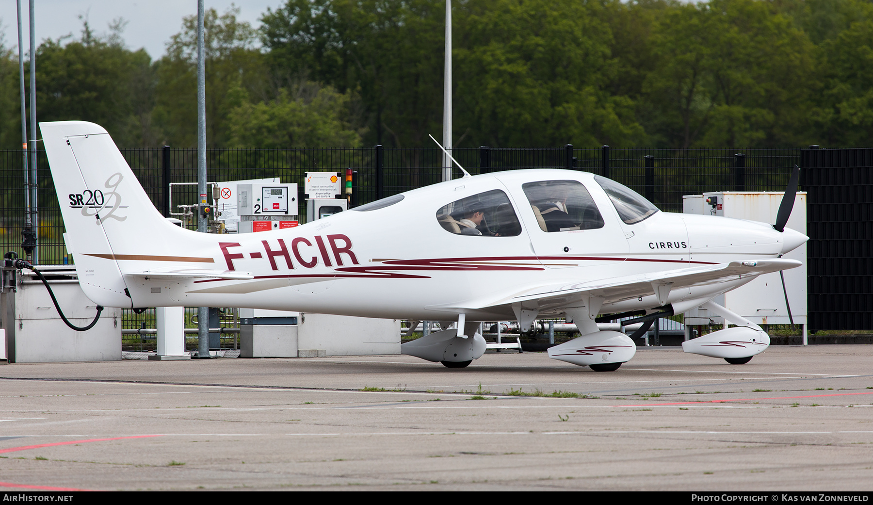 Aircraft Photo of F-HCIR | Cirrus SR-20 G2 | AirHistory.net #366406