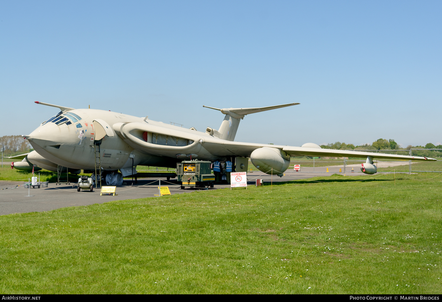 Aircraft Photo of XL231 | Handley Page HP-80 Victor K2 | UK - Air Force | AirHistory.net #366517