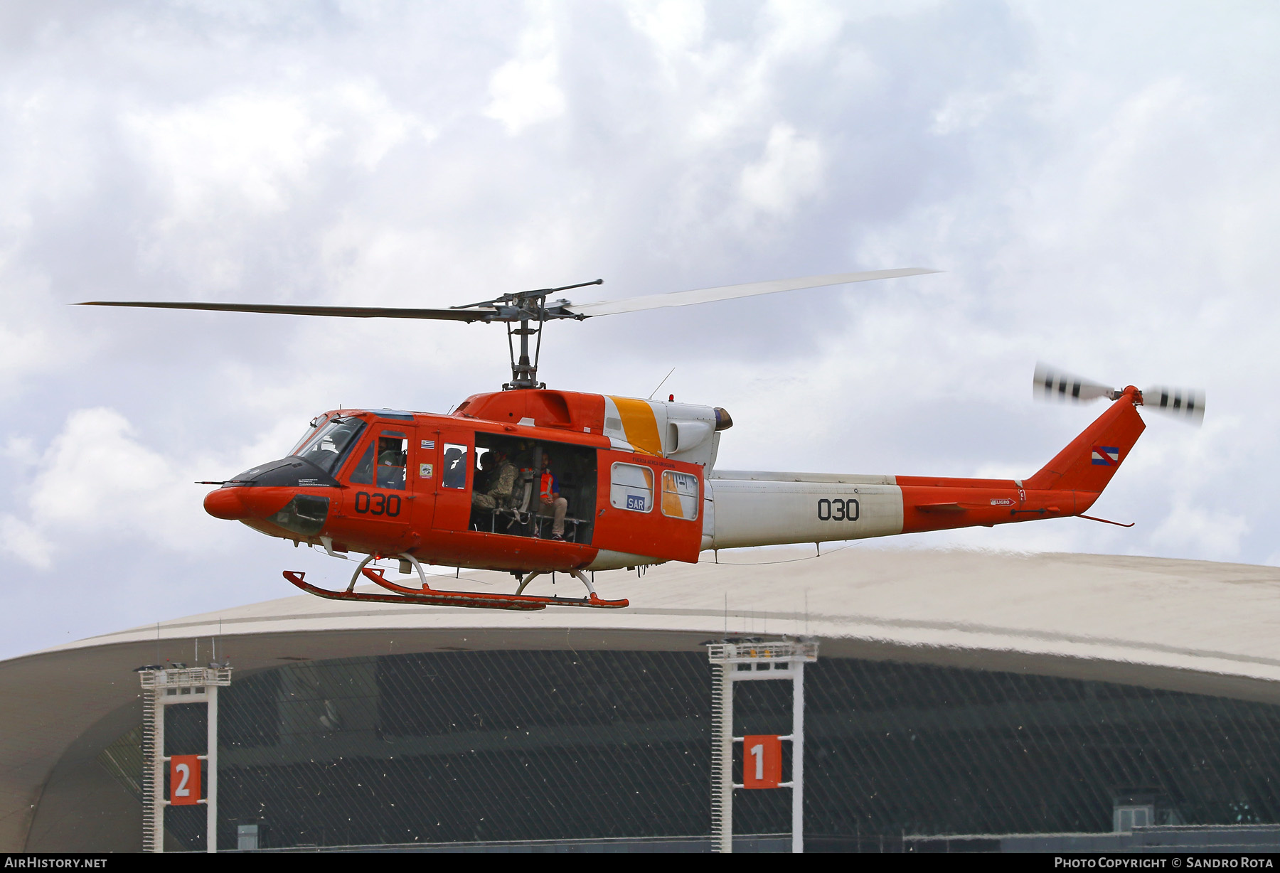Aircraft Photo of 030 | Bell 212 Twin Two-Twelve | Uruguay - Air Force | AirHistory.net #366549